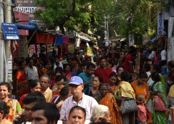 করোনার কারণে দুই বছর পর এবার দণ্ড মহোৎসব আয়োজন করায় পুণ্যার্থীদের উপচে পড়া ভিড় হয়