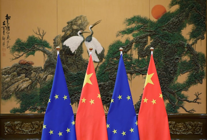 Flags of European Union and China