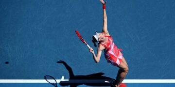 অস্ট্রেলিয়ান ওপেনের তৃতীয় রাউন্ডে আমেরিকান কিশোরীকে জোভিককে ছিটকে দিয়েছেন রাইবাকিনা