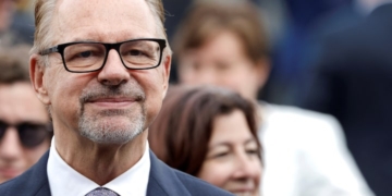 ইউরোপ মহাকাশ প্রধান বলেছেন ইতালি পদক্ষেপ সত্ত্বেও সহযোগিতা অক্ষত