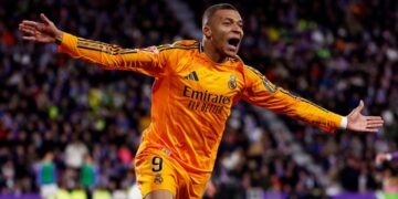 এমবাপ্পের হ্যাটট্রিক রিয়াল মাদ্রিদকে ভ্যালাডোলিডে সহজ জয় এনে দিয়েছে