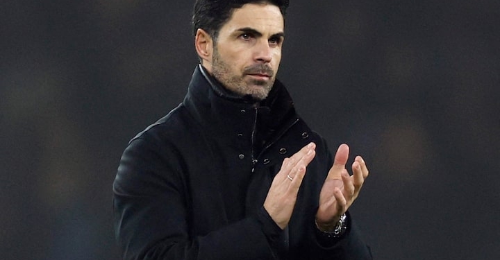 আর্টেটা বলেছেন, লিভারপুলের নেতৃত্বে আর্সেনালকে হাতুড়ি চালিয়ে যেতে হবে