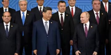 চীনের নেতৃত্বাধীন ব্রিকস প্রবৃদ্ধি বিশ্বব্যবস্থার পরিবর্তন নিয়ে প্রশ্ন তুলেছে