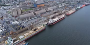 ব্রাজিলের বাণিজ্য উদ্বৃত্ত জানুয়ারিতে 65% হ্রাস, আমদানি বৃদ্ধির সাথে অনুমান মিস করেছে