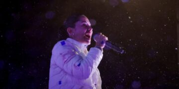 লুইসা গঞ্জালেজ, ইকুয়েডরের রাষ্ট্রপতি প্রার্থী সামাজিক ব্যয় বাড়াতে চাইছেন