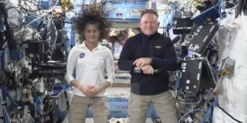 নাসার 2 আটকে যাওয়া মহাকাশচারী নতুন পরিকল্পনার অধীনে শীঘ্রই পৃথিবীতে ফিরে আসতে পারে