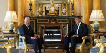 জ্যামাইকান সরকার রাজা চার্লসকে ‘পুরোপুরি উপনিবেশমুক্ত’ করার আহ্বান জানিয়েছে