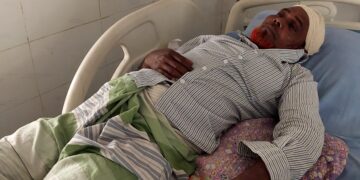 সাঁথিয়ায় প্রধান শিক্ষকের ওপর হামলা