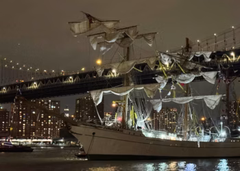 A Mexican Navy training ship1