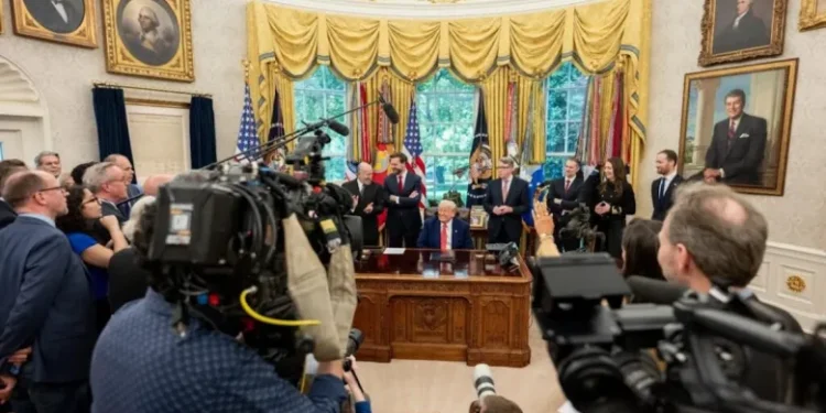 The White House Office