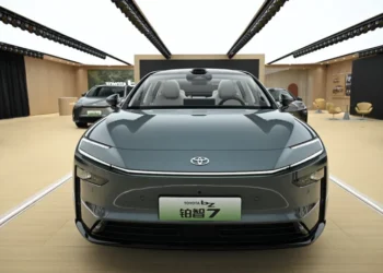 Toyota-bZ7-EV