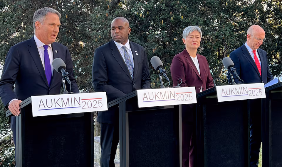 অস্ট্রেলিয়া