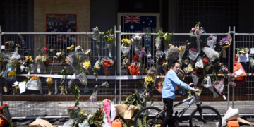 অস্ট্রেলিয়া