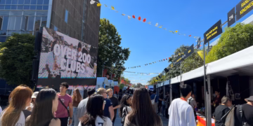 অস্ট্রেলিয়া