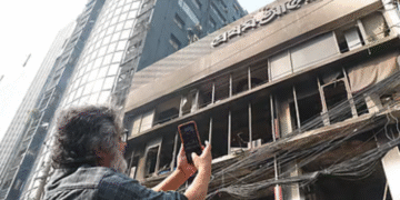 বাংলাদেশে সংবাদপত্রে হামলার নিন্দা ফাইন্যান্স আনকভার্ডের