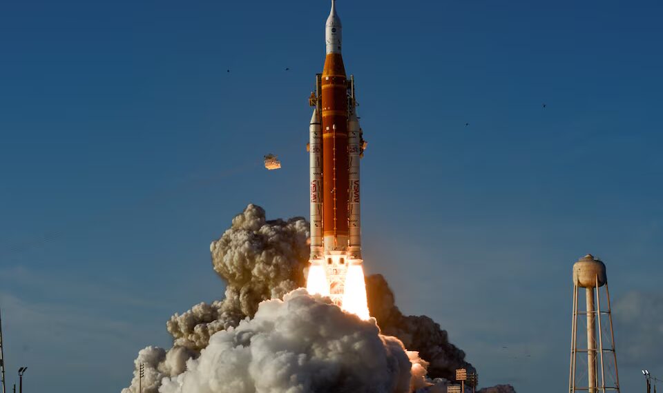 আর্টেমিস ২