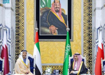 সংযুক্ত