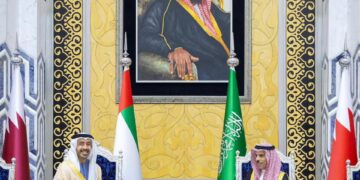 সংযুক্ত