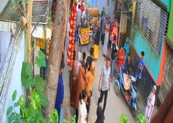 বেড়ায় জোছনা খাতুনের করা মামলার এক  মাস পর বিপক্ষের কাউন্টার মামলা রেকর্ড