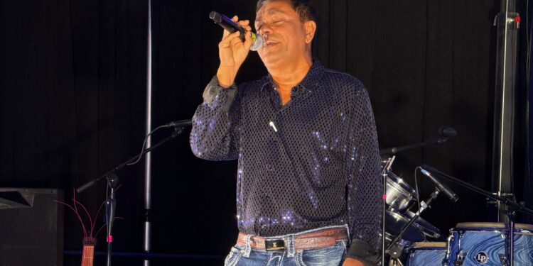 ফোবানা অগনিত দর্শক মাতিয়ে অরল্যান্ডোতে মধ্যরাতে সমাপ্ত