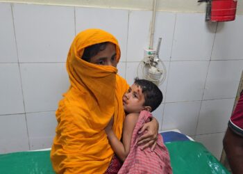 সাঁথিয়ায়