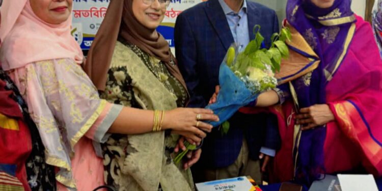 লন্ডন সফররত সাংবাদিক বকশী ইকবাল আহমদের সম্মানে ইউকে বাংলা রিপোটার্স ইউনিটির মতবিনিময়